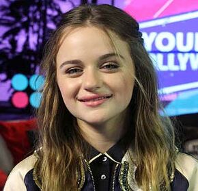 Joey King3