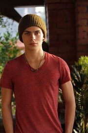 Jake-t-austin-the-fosters