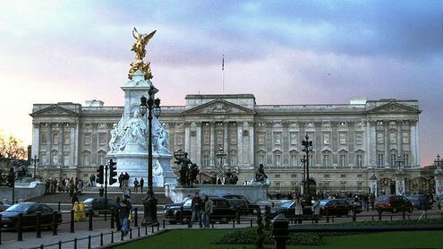 The Champlain Palace & Gold and Silver Bronxs