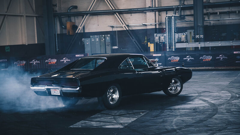 Dodge Charger 1969 РІ РґС‹РјСѓ