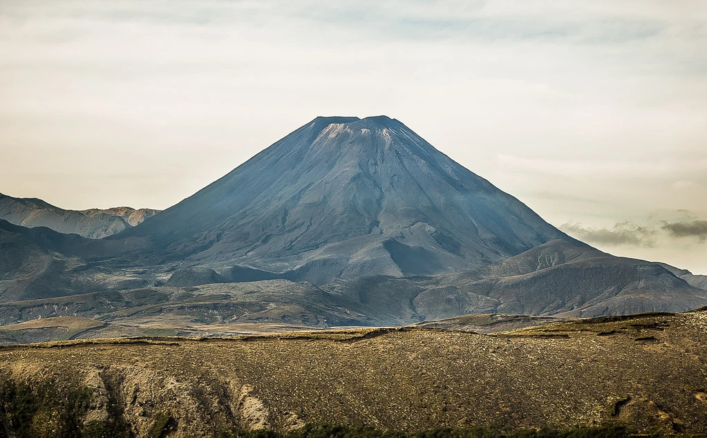 Mount Doom Fictional volcanoes Wiki Fandom