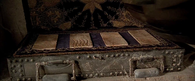 File:Thefifthelement-stones.png