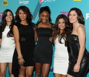 Tumblr me5yexRqce1rm75bio6 1280