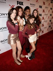 Tumblr meoap0Yn5n1rm75bio5 500