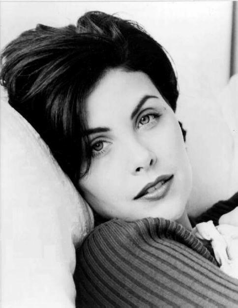 Phantoms (1990) Sherilyn Fenn wild at heart Phantoms (1990) Sherilyn Fenn wild at heart