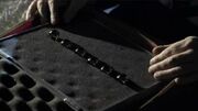 800px-1x08 Six Rings-1-