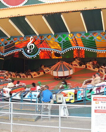 Musik Express Flat Ride Wiki Fandom