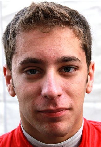 File:Robin Frijns.png