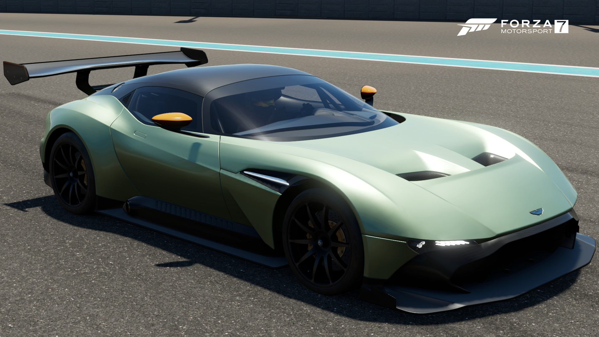 Aston Martin Vulcan Amr Pro