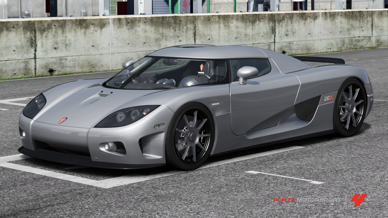 Машина Koenigsegg CCX