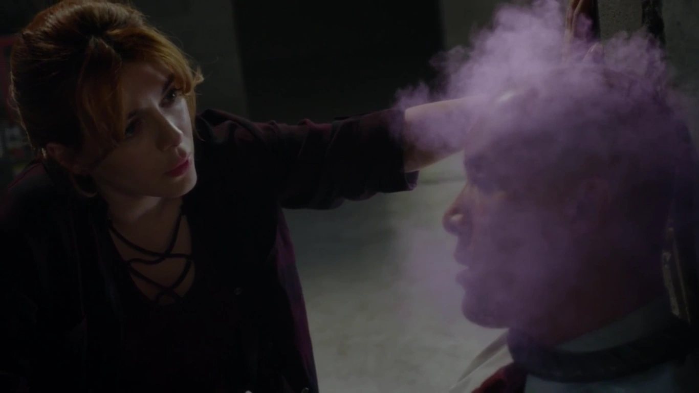 Image TGCaps1x05boXedin112DreamerAgentJaceTurnerpinkmist