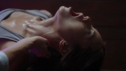 TG-Caps-1x02-rX-30-Blink