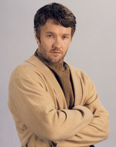 Fichier:Owen Lars 1.jpg