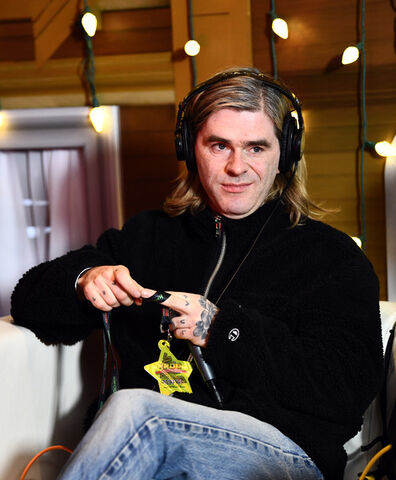 File:Paul+Thomson+KROQ+Almost+Acoustic+Christmas+oLz7qcXVEZ4l-1-.jpg