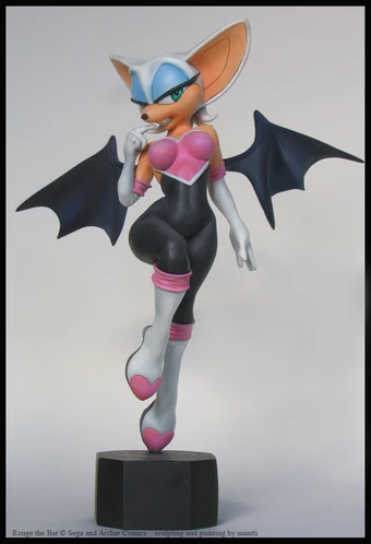 rouge the bat figure