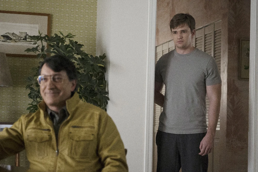 The Man in the Yellow Jacket (episode) Beyond Wikia FANDOM powered