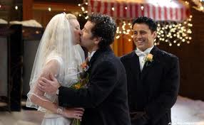 Phoebe Buffay Friends Central Fandom Ed By Wikia Phoebe And Mike S Wedding