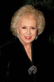 Doris roberts