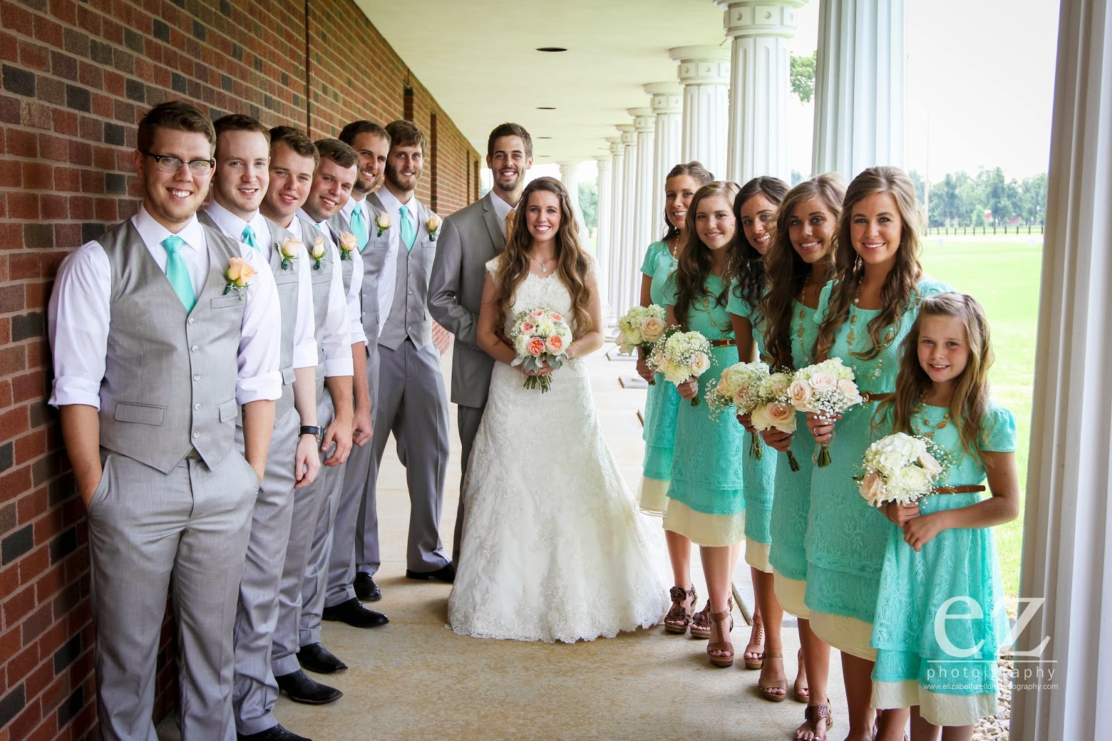 Josiah Duggar And Lauren Swanson S Wedding Kiss Was Ultra Awkward