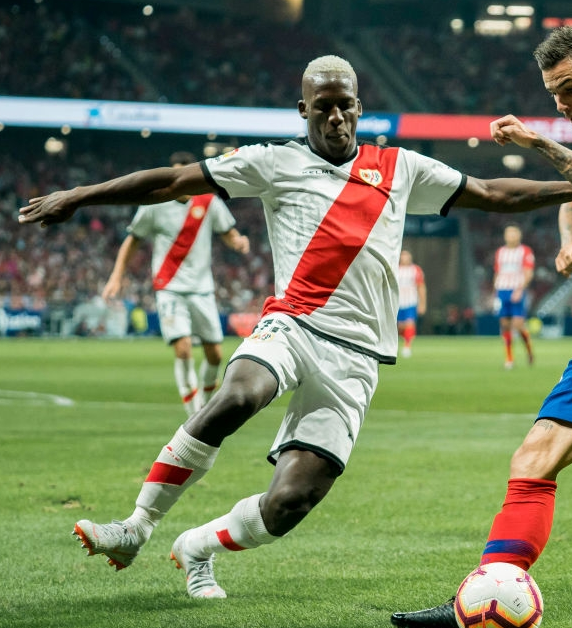 Luis Advíncula | Wiki Futbolistas Peruanos en el Exterior ...