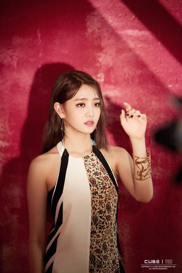 Image - HANN MV Behind Minnie 3.jpeg | (G)I-DLE Wiki ...