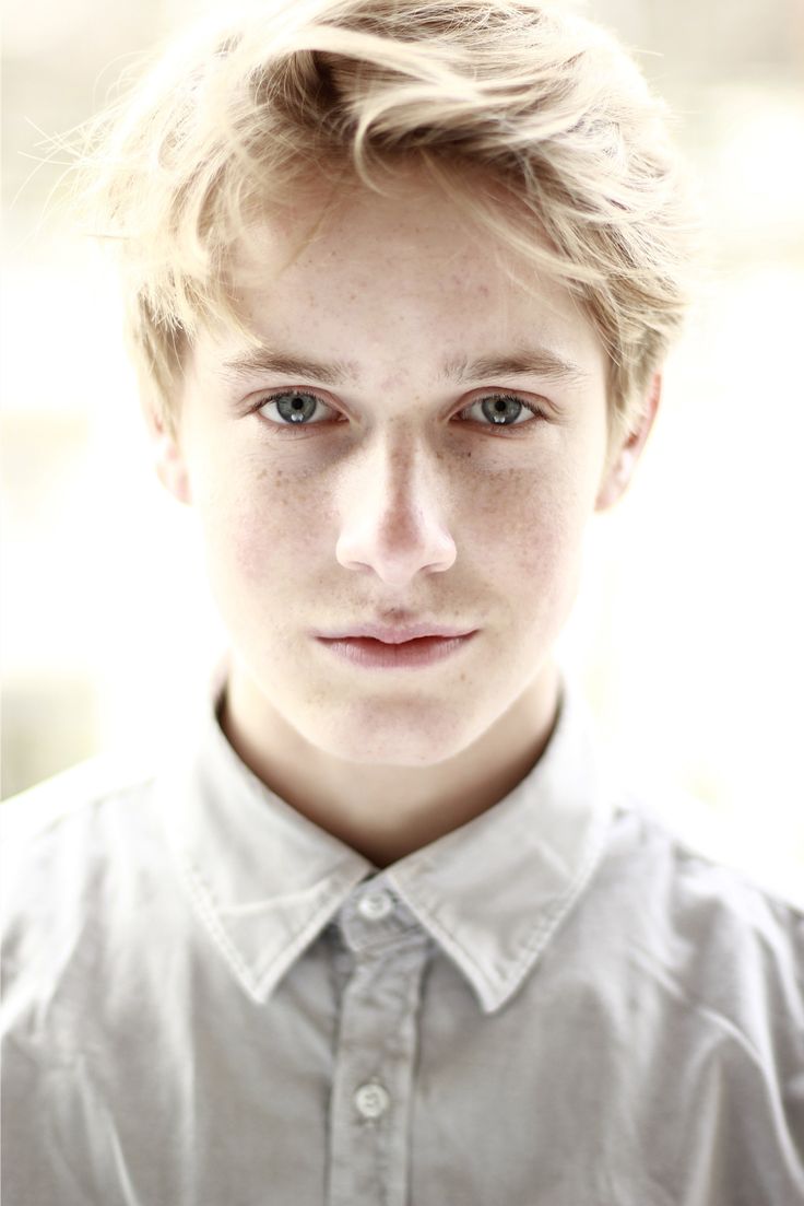 Male actors with blonde hair 4 pictures Male actors with blonde hair 4 pictures