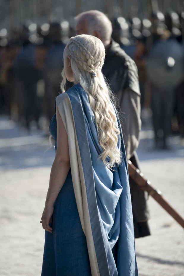 Image Daenerys costume Siege of Meereen back view.jpg Game of