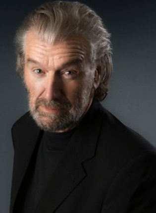 Clive Russell height