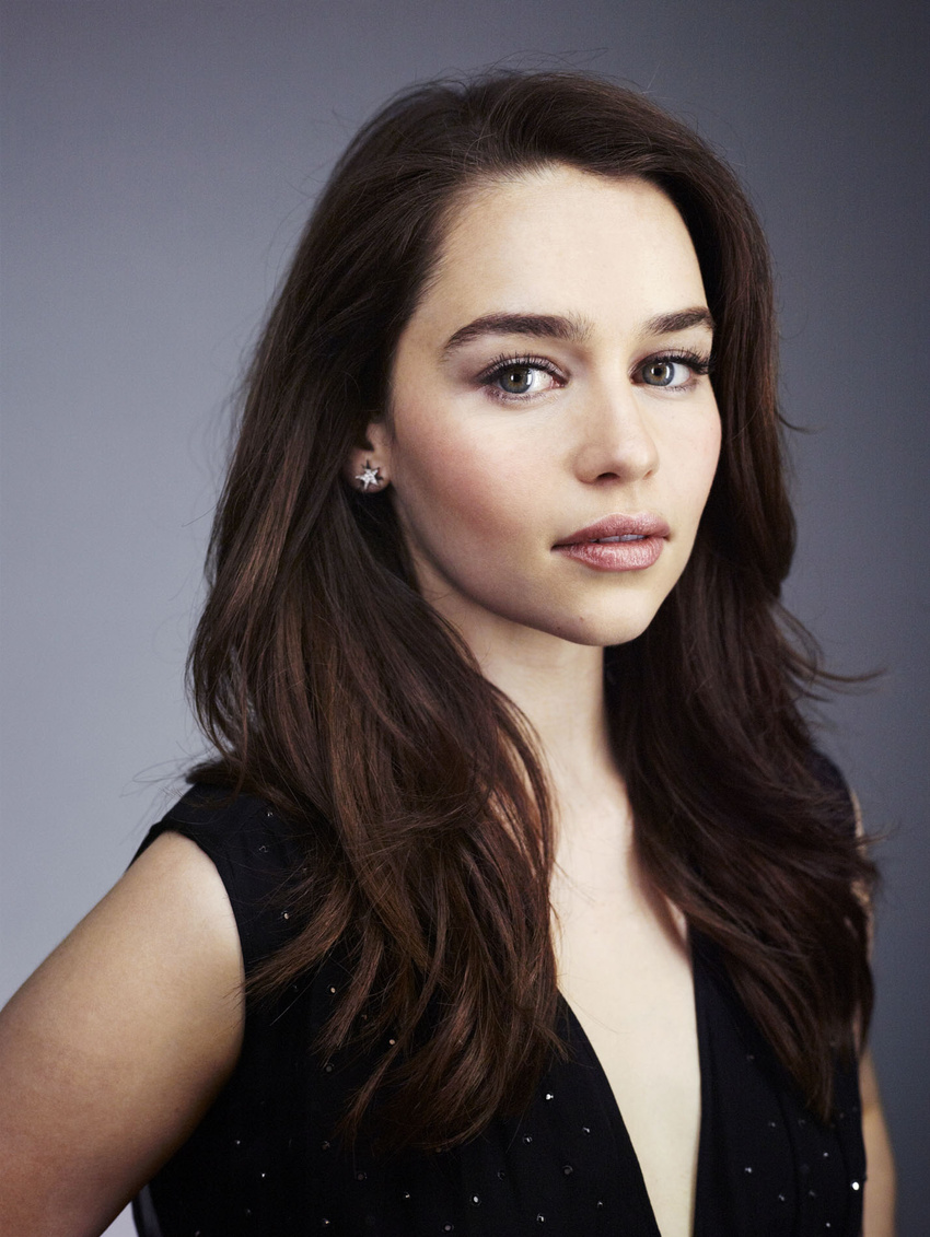 Emilia Clarke Game Of Thrones Wiki Fandom Powered By Wikia