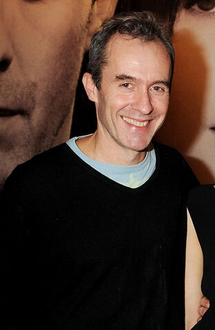 Datei:600full-stephen-dillane.jpg