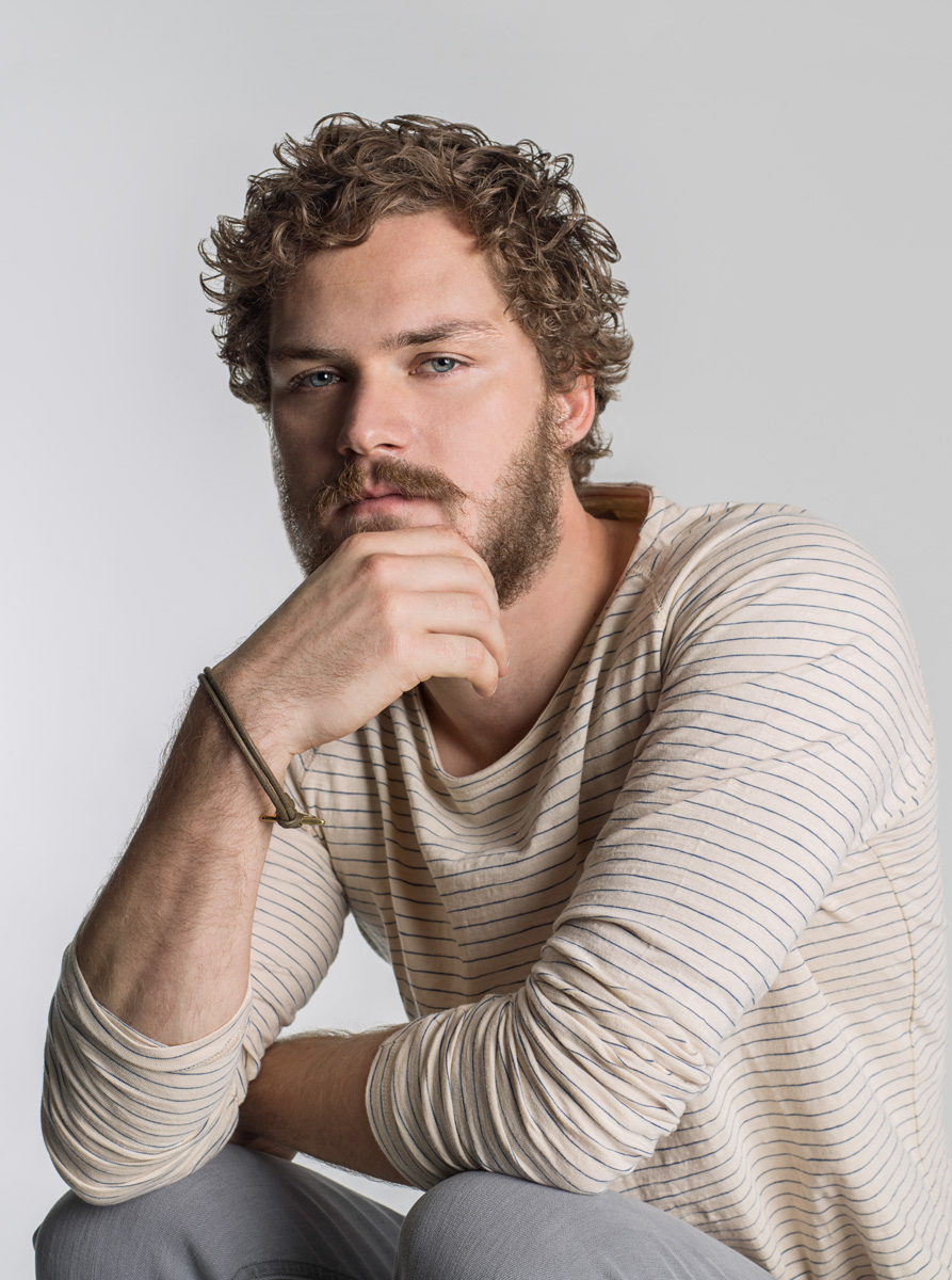 Finn Jones Schwul Finn Jones Schwul