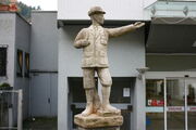 Altena - Richard-Schirrmann-Denkmal 02 ies
