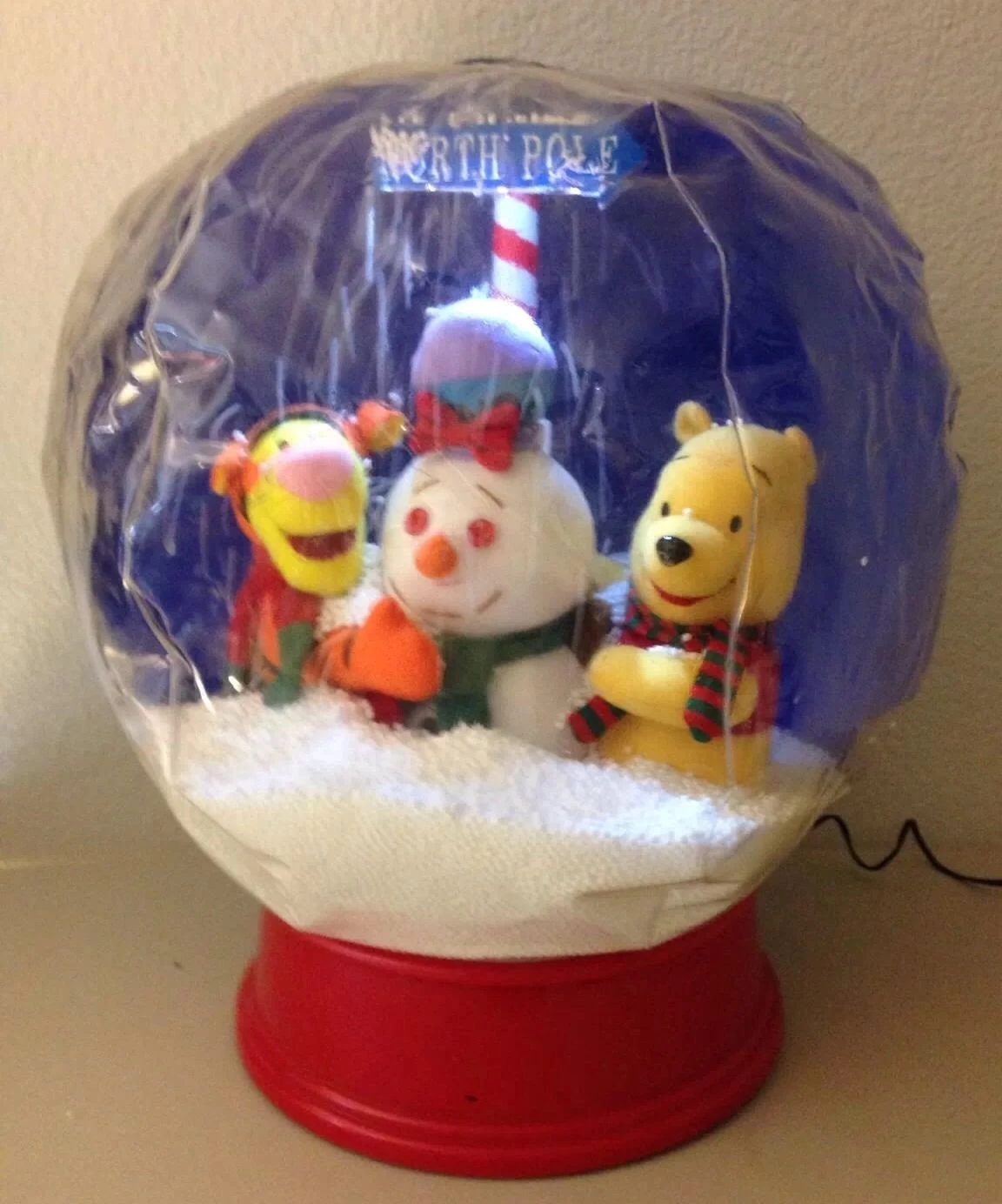Image DISNEY WINNIE THE POOH Snow Globe GEMMY Airblown Inflatable in Box 3.jpg Gemmy Wiki