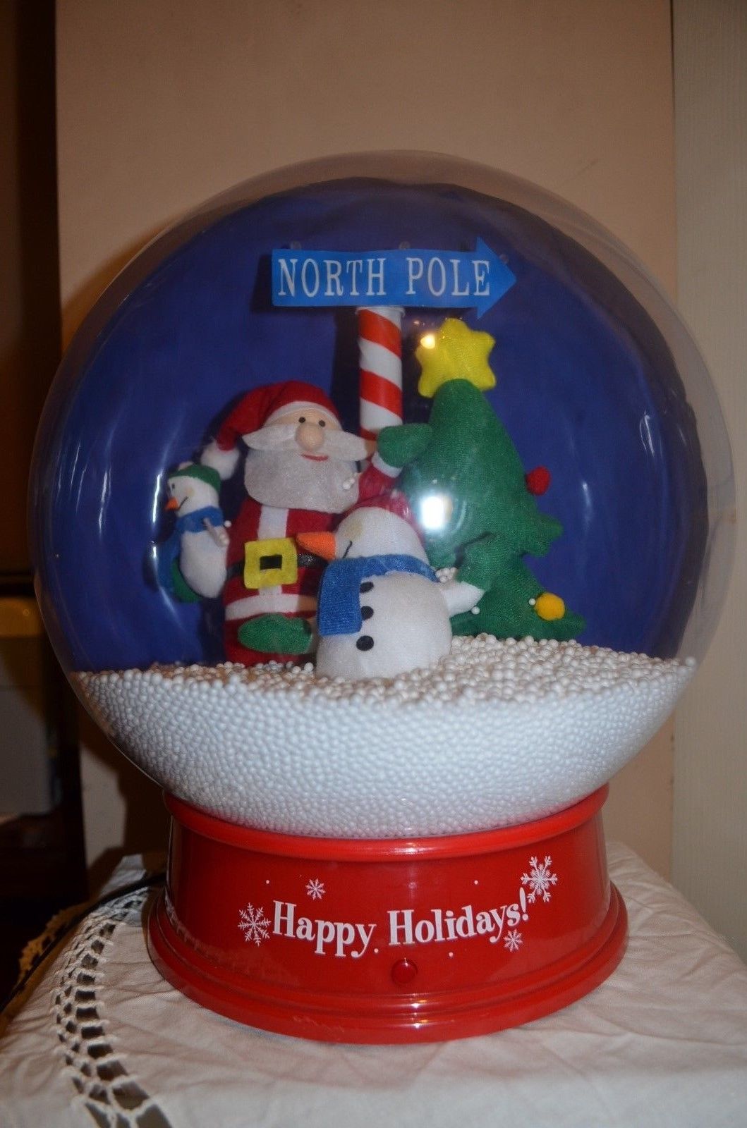Image VTG. GEMMY NORTH POLE ANIMATED MUSICAL SNOW GLOBE W SANTA