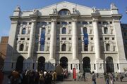 Palazzo mezzanotte2