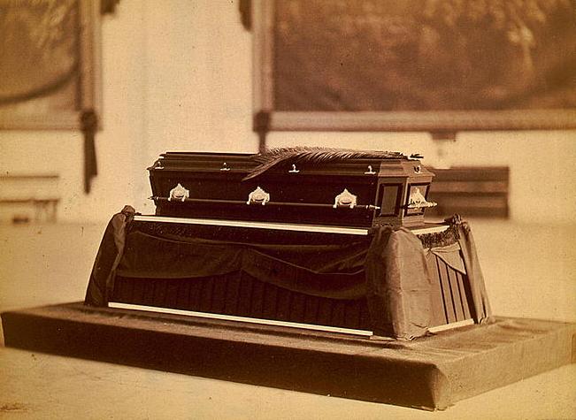james garfield casket
