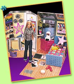 File:Barbie's Room.jpg
