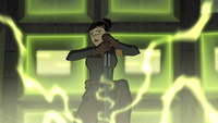307-Holiday in hive