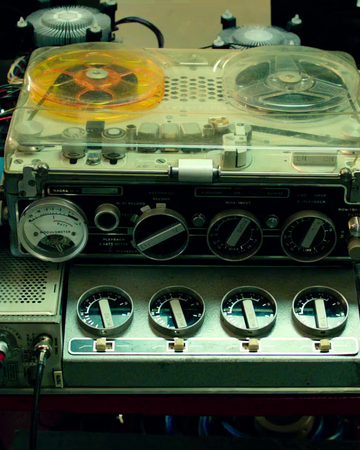 Kudelski Nagra III Reel to Reel Tape Recorder | Ghostbusters Wiki ...