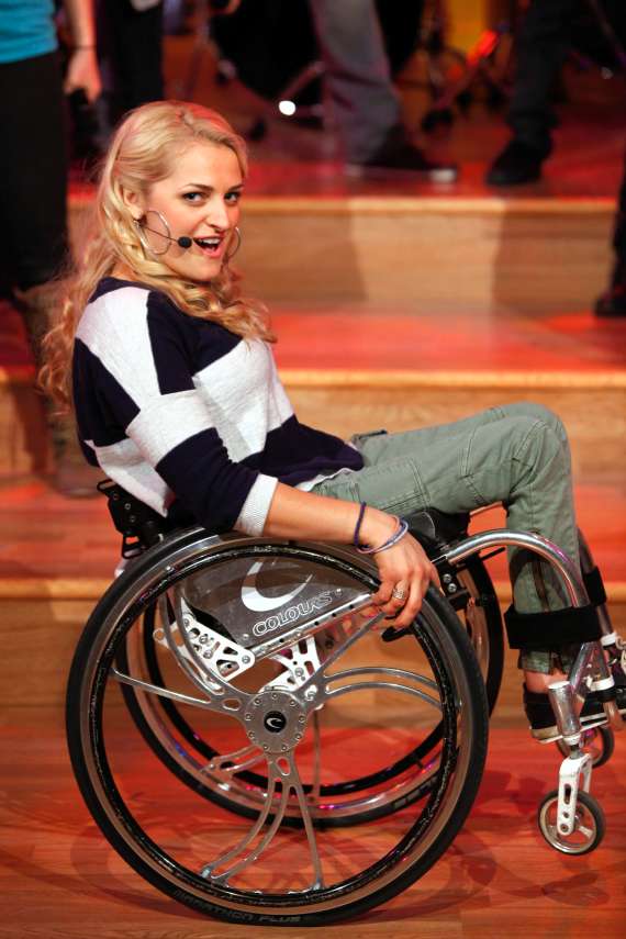 Ali Stroker | Glee TV Show Wiki | FANDOM powered by Wikia