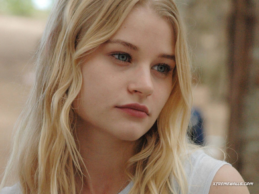 Lyndsay recommends best of Virgin emilie de ravin de Virgin ravin emilie