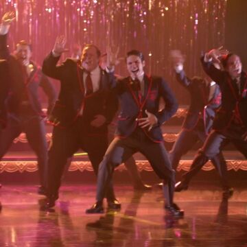 You Spin Me Round Like A Record Glee Tv Show Wiki Fandom