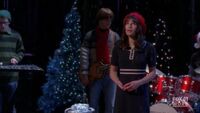 300px-A Very Glee Christmas - Merry Christmas Darling
