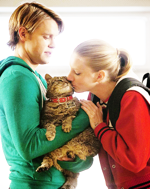 Brittany Sam Relationship Glee Tv Show Wiki Fandom