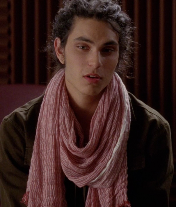 Obraz - Pink Scarf.jpg | Polska Wiki o Glee Wiki | FANDOM ...