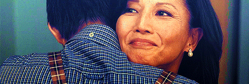 image mike mother hug gif glee tv show wiki fandom powered by