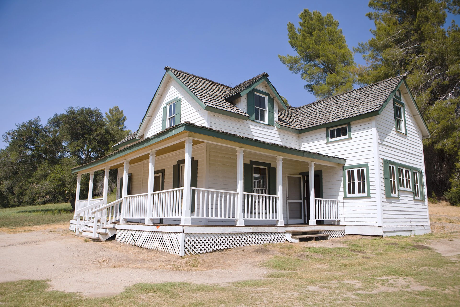 Image - Olivias-house-angle-view.jpg | Glee TV Show Wiki | FANDOM ...