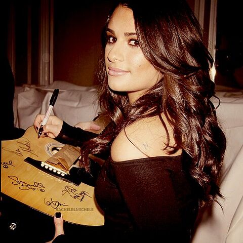 File:Lea!Beautiful.jpg