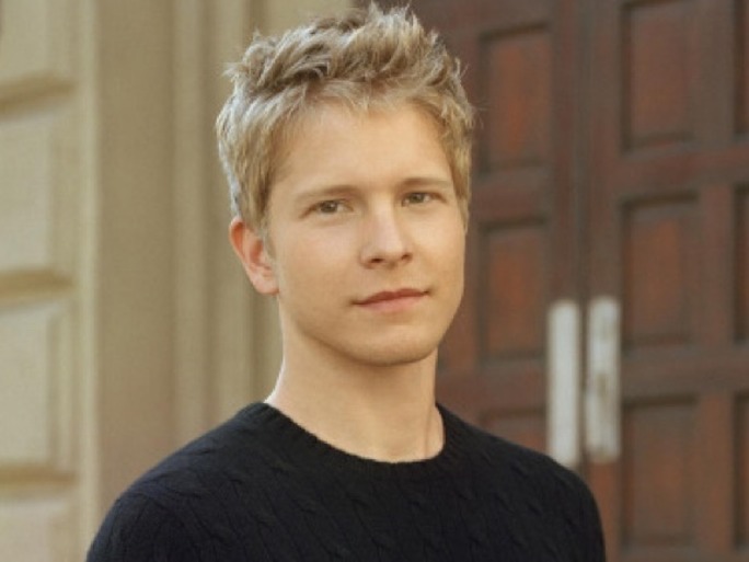 Logan Huntzberger Gilmore Girls Wiki FANDOM powered by Wikia