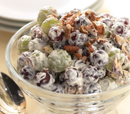 Creamy grape salad